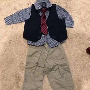 Nautica 12 months 4 pieces set for holiday